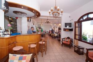 ikaros star hotel
