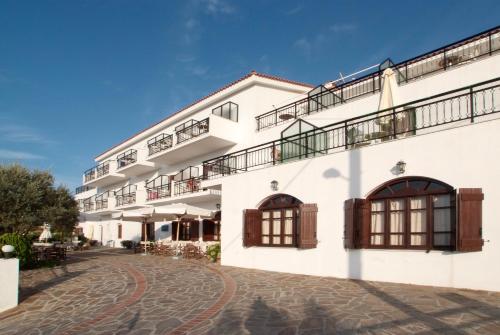 ikaros star hotel