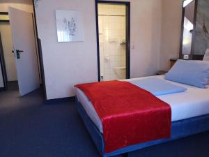 Main Hotel Eckert,Giebelstadt>>Erlabrunn,3 star