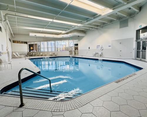 candlewood suites burlington conference centre an ihg hotel
