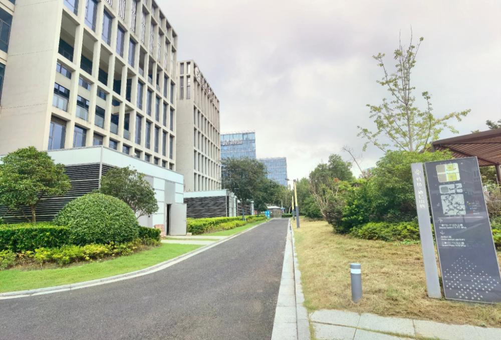 manxin hotel shanghai hongqiao airport internation