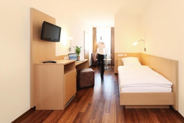 hotel imperial dusseldorf sure collection by bw