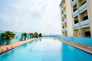 riverside bangkok hotel