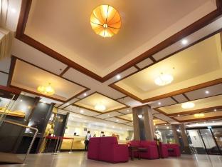 riverside bangkok hotel