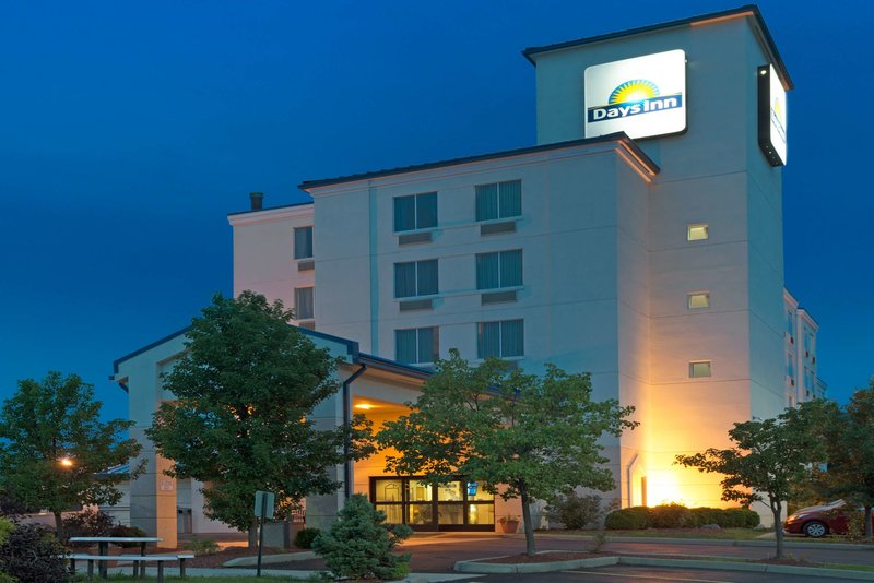 days inn pittsburgh airport