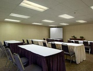 days inn pittsburgh airport