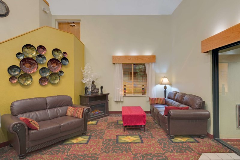 days inn pittsburgh airport