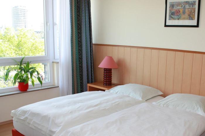 hotel romerhafen