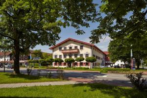 Hotel Sauerlacher Post,Otterfing>>Munich,3 star