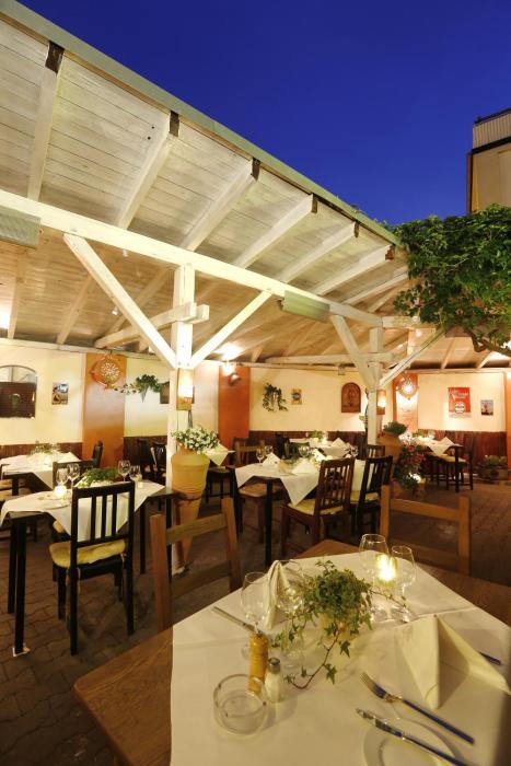 hotel schlemmer victors restaurant