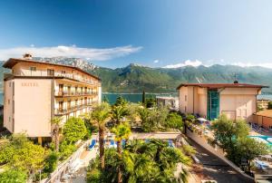 Hotel Garda Bellevue,Lake Garda>>Brescia,4 star