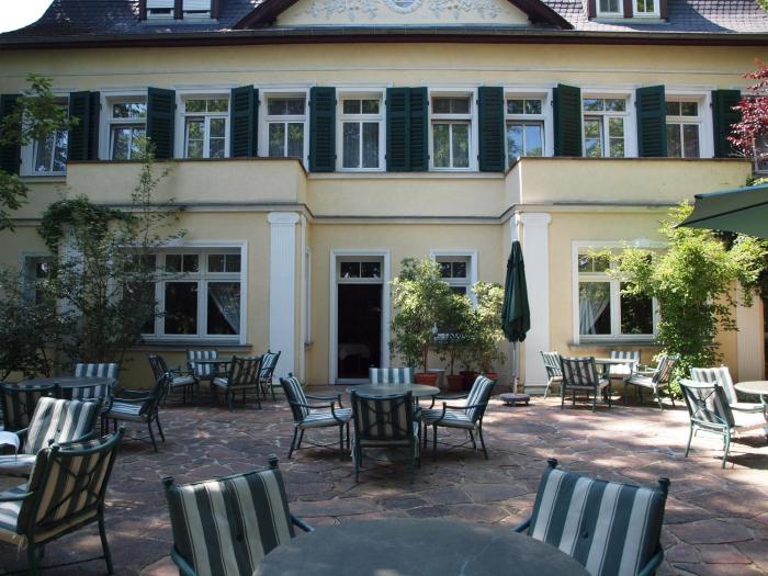 hotel and restaurant bellevue schmolln