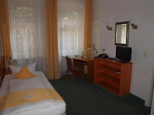 hotel and restaurant bellevue schmolln