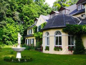 Hotel & Restaurant Bellevue Schmolln,Altenburger Land>>Altenburg,3 star