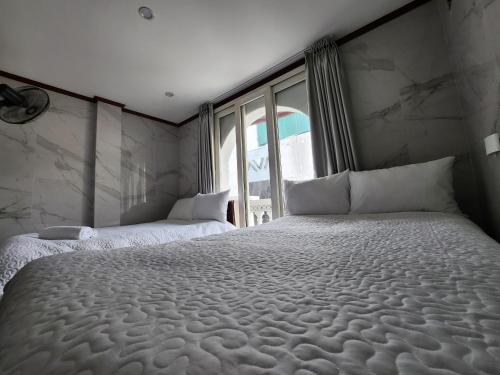 tuan central hotel