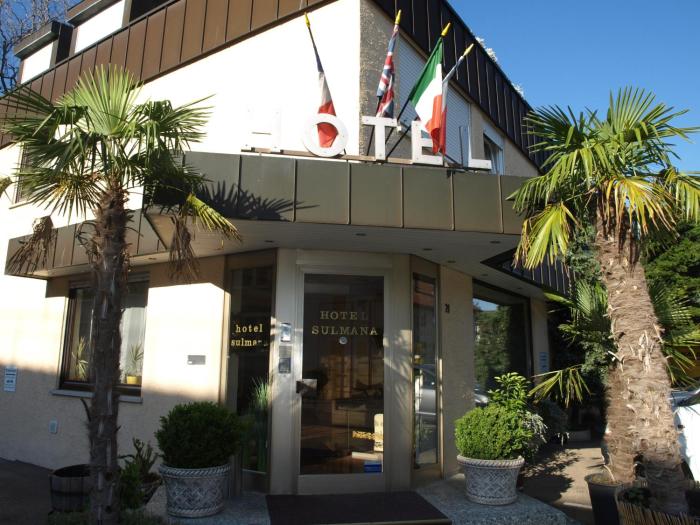 hotel villa sulmana