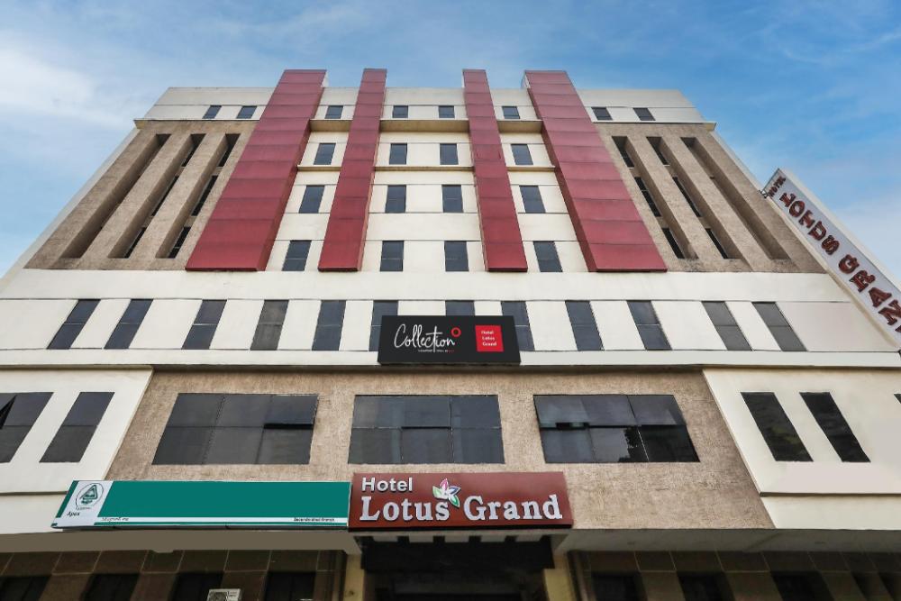 super collection o hotel lotus grand near secunderabad railway station