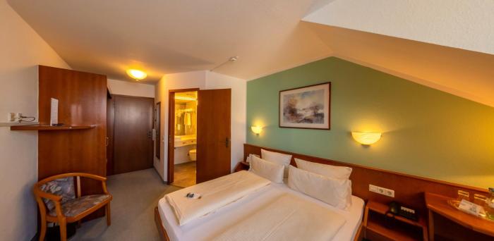 hotel lowen