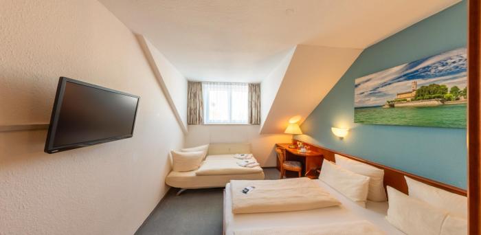 hotel lowen