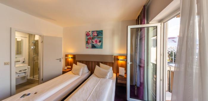 hotel lowen