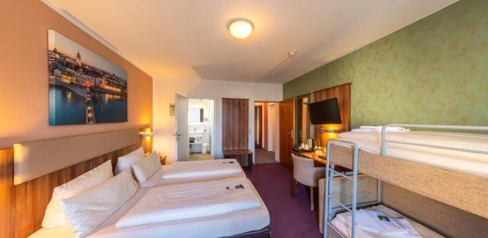 hotel lowen