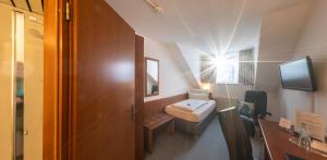 hotel lowen