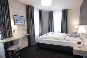 Hotel Alter Wirth,Grosswell>>Geretsried,3 star