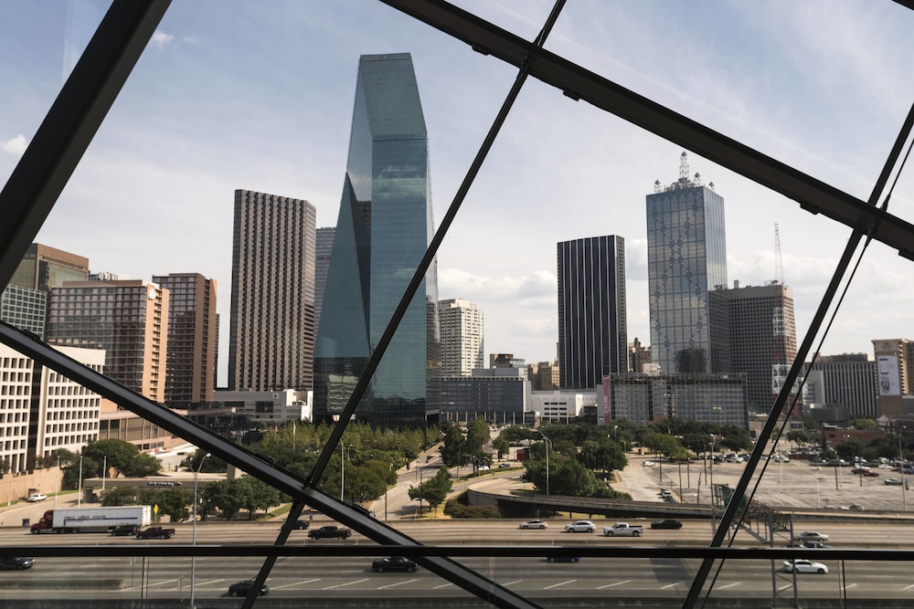the ritz carlton dallas