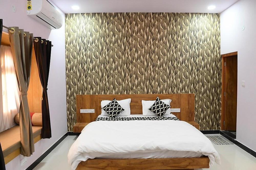 hotel the travel bug jaisalmer