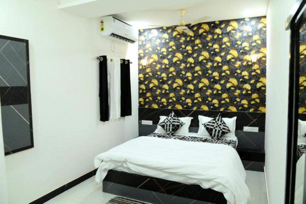 hotel the travel bug jaisalmer