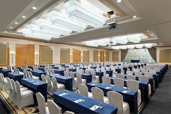 sheraton dammam hotel and convention centre