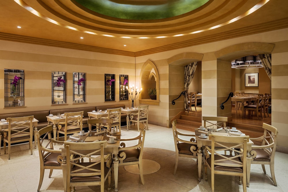 sheraton dammam hotel and convention centre