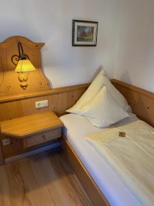 Hotel Lobmeyer,Regensburg>>Cham,3 star