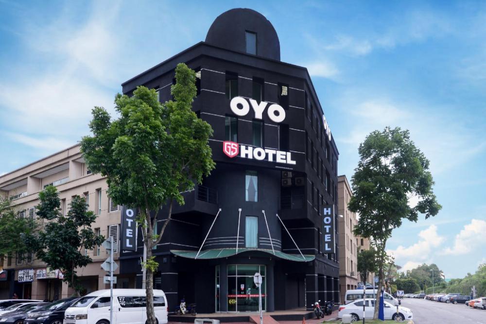 hotel o gs hotels near strand mall