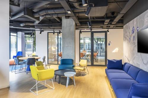 holiday inn express paris poissy