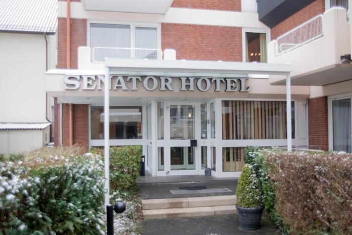 senator hotel