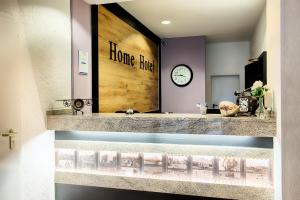 Home Hotel,Near Westfalenhallen,3 star