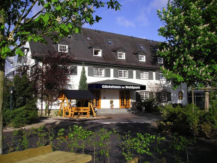 gastehaus im waldpark