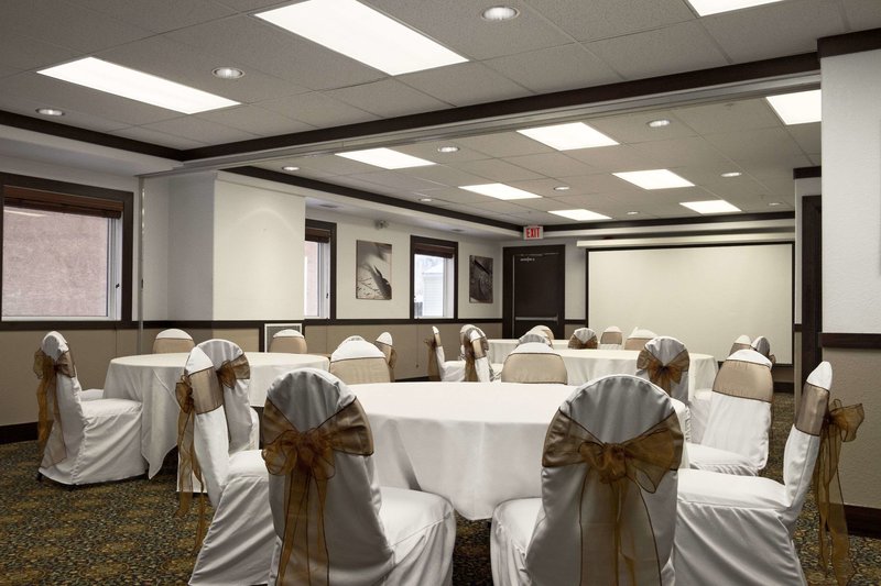 super 8 by wyndham dawson creek