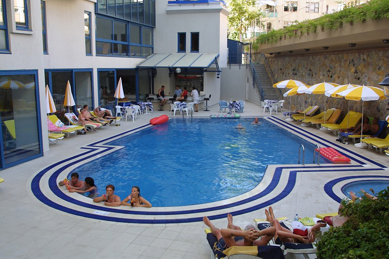 ramira city hotel adults only