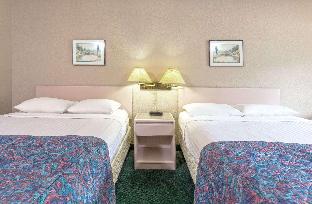 Super 8 By Wyndham Golden,Revelstoke>>Golden,2 star