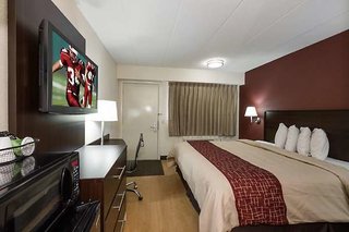 red roof inn toledo maumee