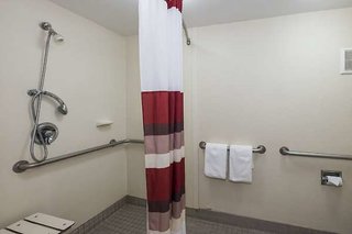 red roof inn toledo maumee