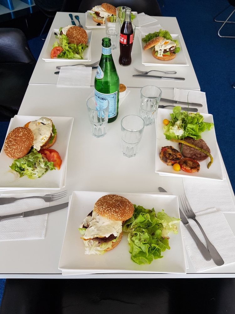 hotel authentic by balladins rodez le segala