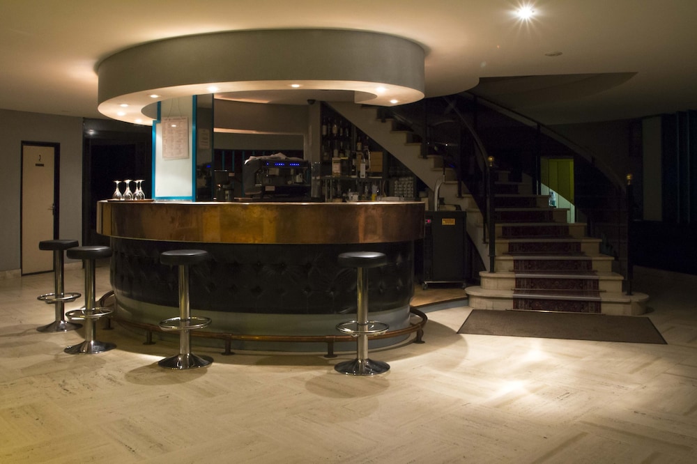 hotel authentic by balladins rodez le segala