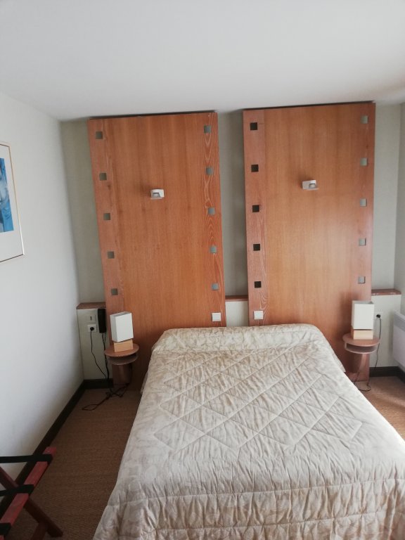 hotel authentic by balladins rodez le segala