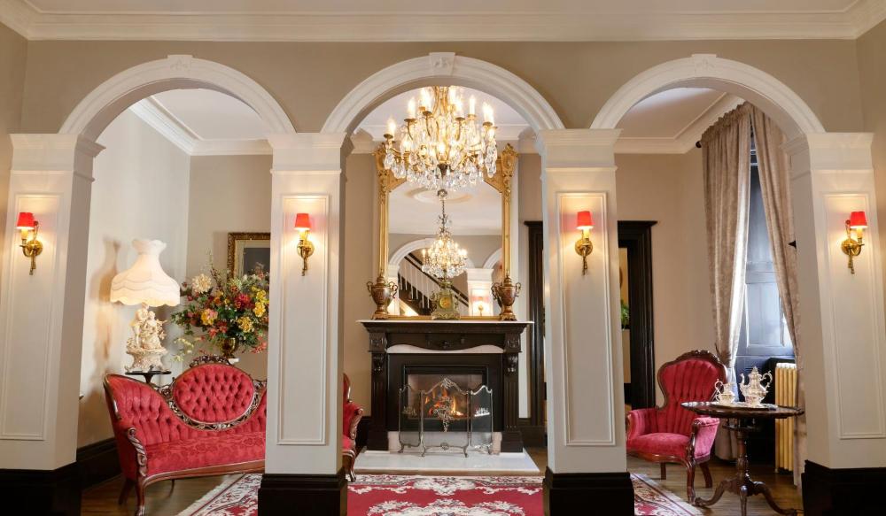 hotel le clos saint louis