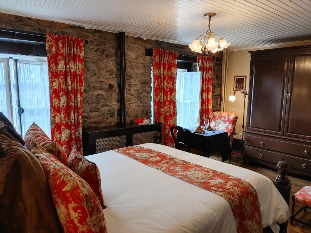 hotel le clos saint louis