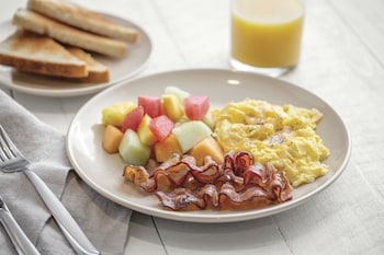 fairfield inn and suites by marriott sudbury