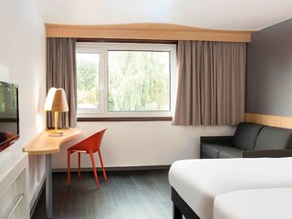 Ibis 3 Lacs Neuchatel Hotel,Cressier>>Cornaux,3 star